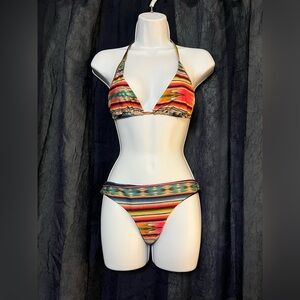 L Space Women’s Skinnie Minnie 2 Piece Bikini Top Medium & Bottoms Large EUC